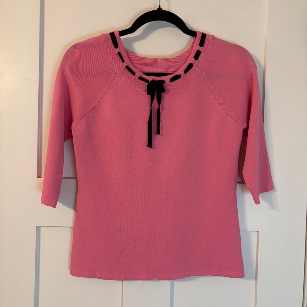 Womens Pink Knit Top 3/4 Sleeve Black Ribbon Scoop Neck‎ M Barbiecore Feminine